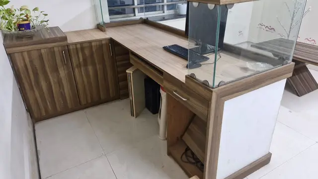 office front desk premium quality 7eet to 4 feet
